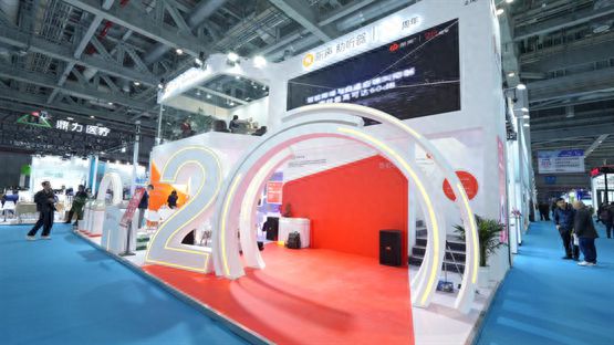 直击新声科技CMEF参展首日 20周年庆典启动仪式点燃新征程
